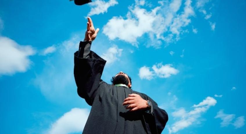 Παρουσίαση Υποτροφιών ΙΚΥ στο πλαίσιο του προγράμματος “Ανθρώπινο Δυναμικό και Κοινωνική Συνοχή” (ΕΣΠΑ 2021–2027)